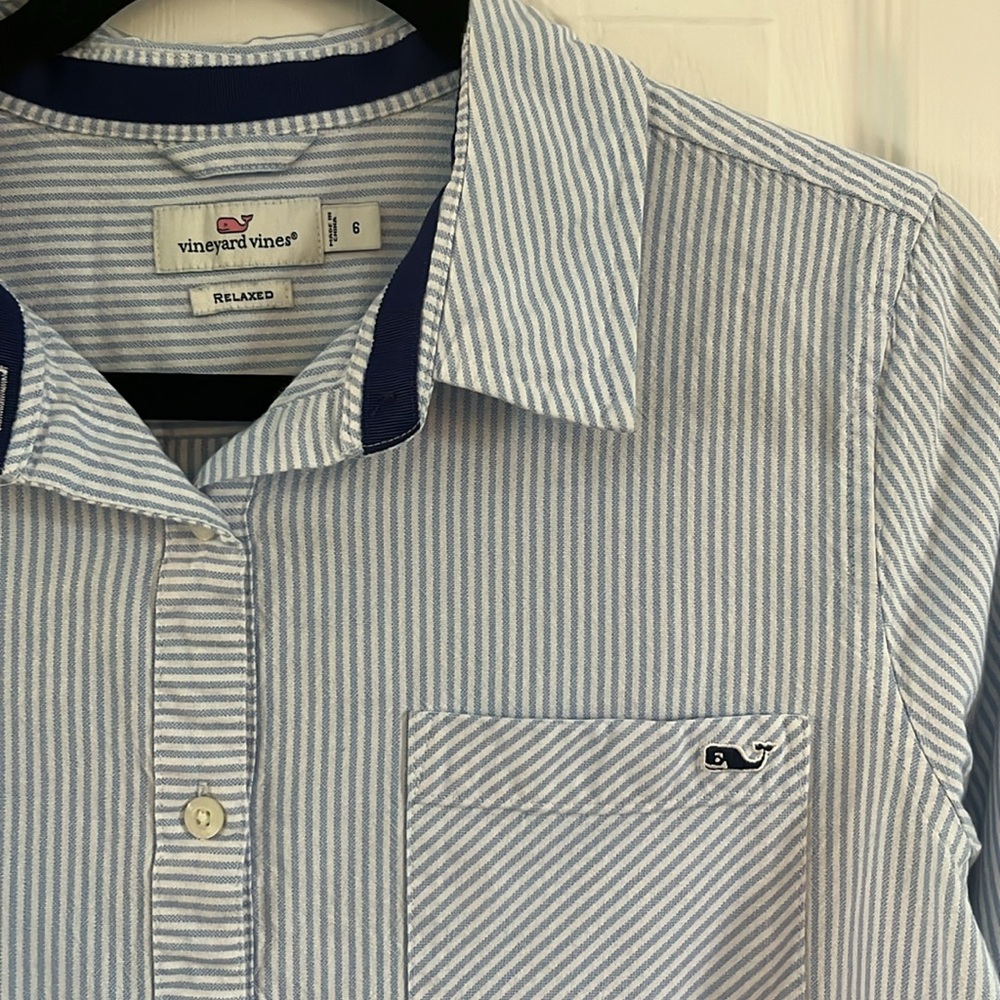 Vineyard vines button down - Picture 3 of 4